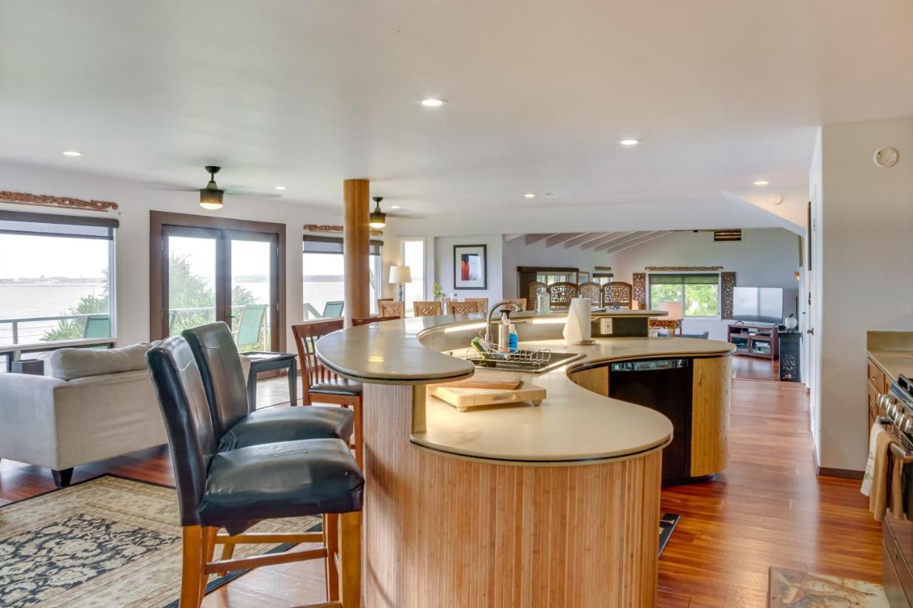 Hilo Home With Private Deck And Stunning Ocean Views! Exterior photo